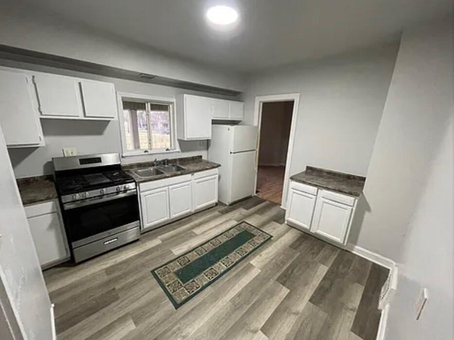 1013 Maple Avenue, Jackson, MI, 49203-3148