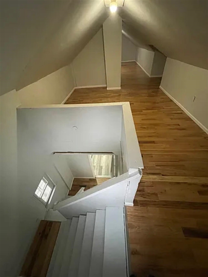 1013 Maple Avenue, Jackson, MI, 49203-3148