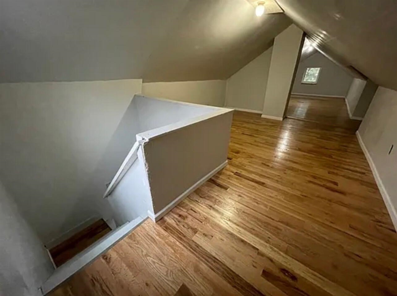 1013 Maple Avenue, Jackson, MI, 49203-3148