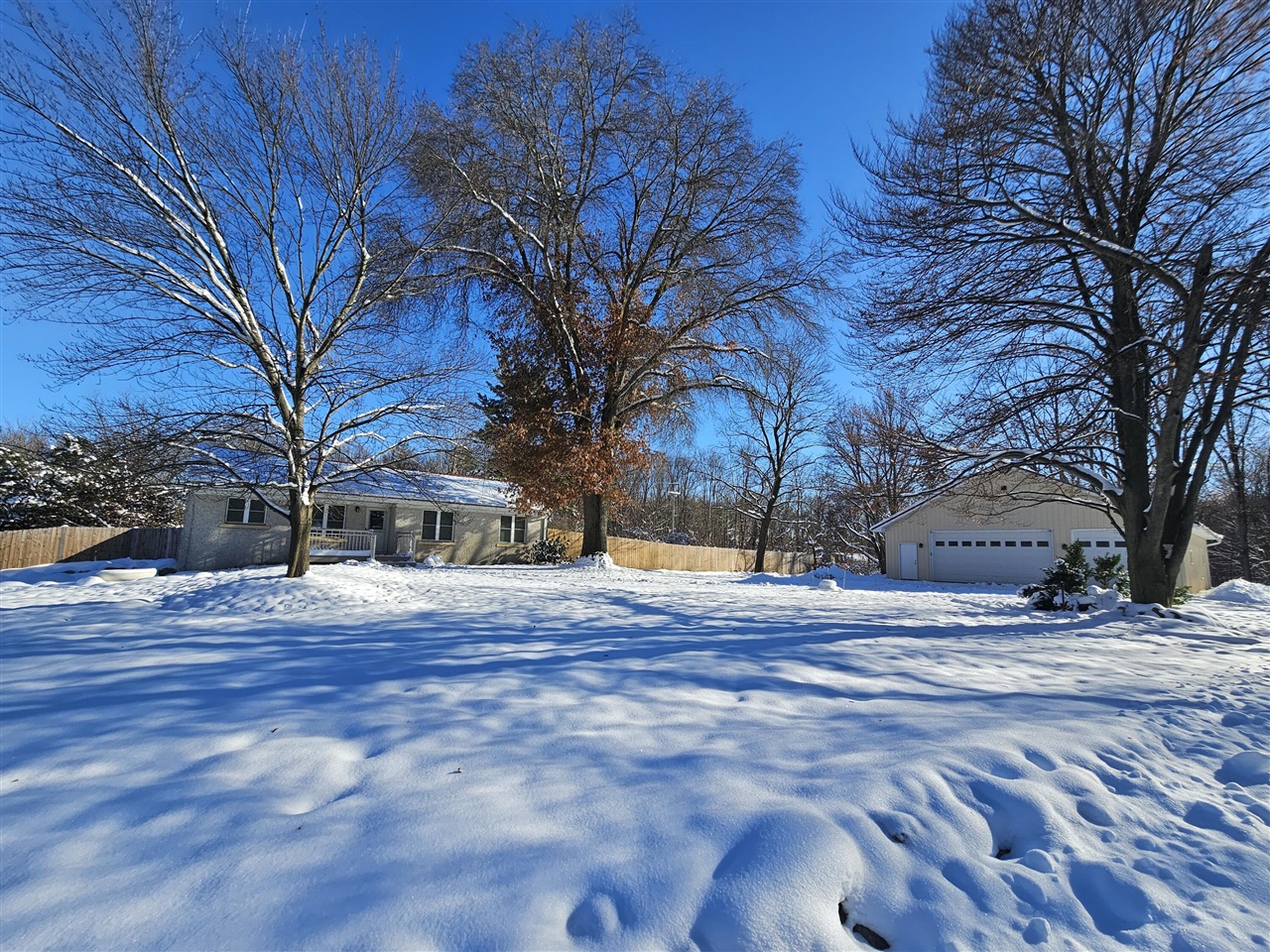 Homes for sale in Galesburg, MI | 4650 36th St, Galesburg, MI 49053 | MLS# 70514725