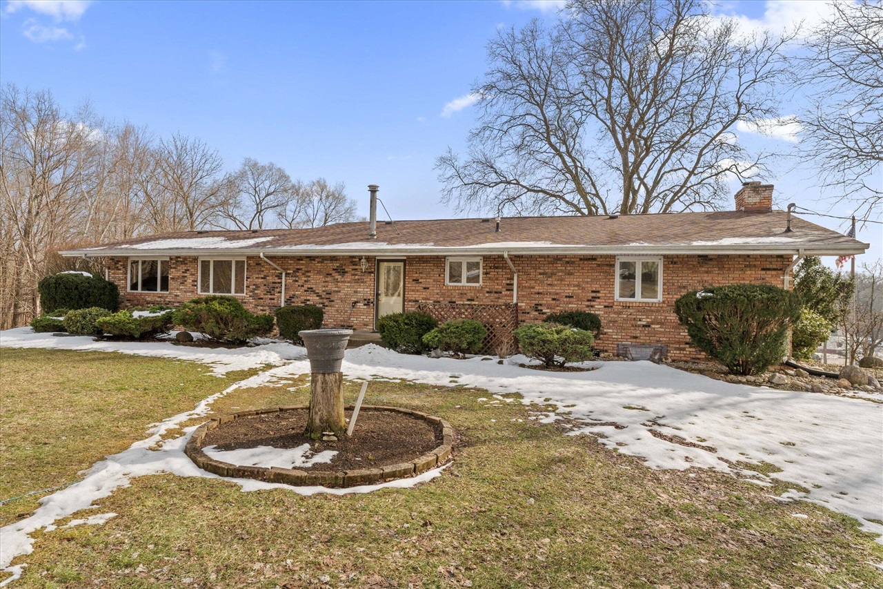 19466 U.S. 12, Edwardsburg, MI, 49112