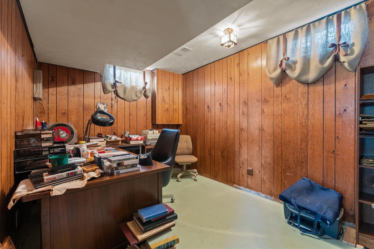 19466 U.S. 12, Edwardsburg, MI, 49112