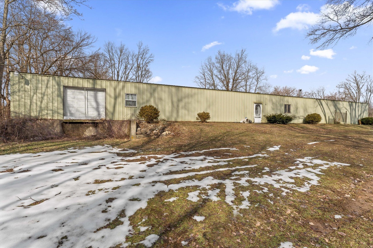 19466 U.S. 12, Edwardsburg, MI, 49112