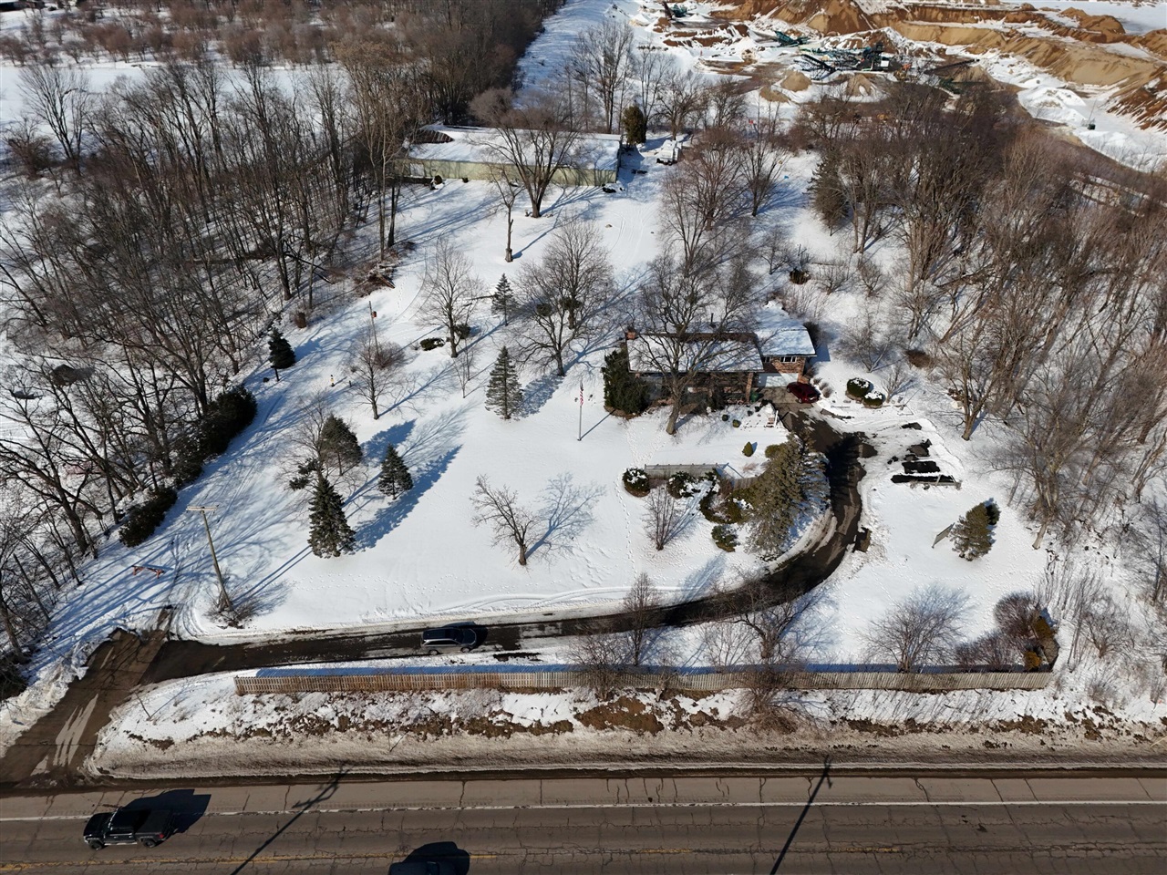 19466 U.S. 12, Edwardsburg, MI, 49112