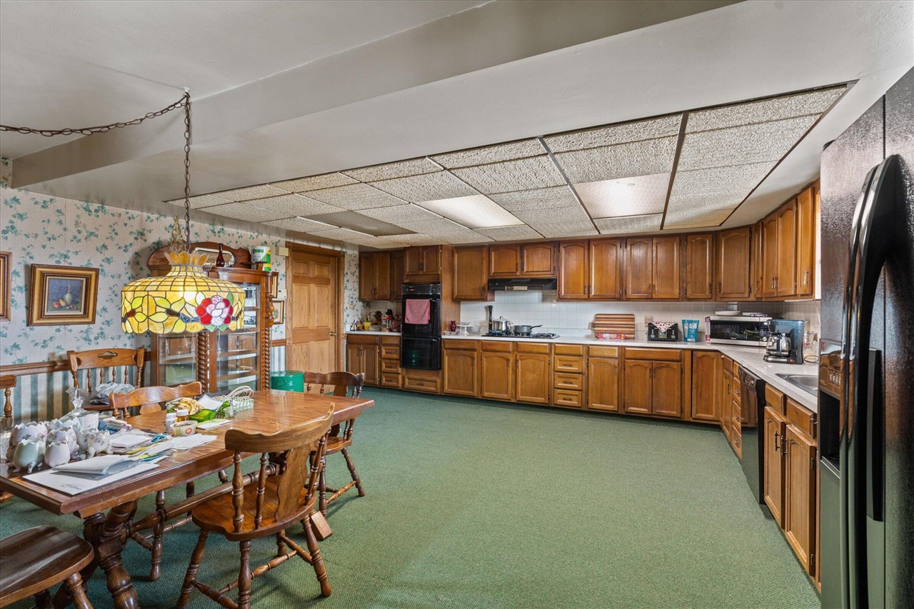 19466 U.S. 12, Edwardsburg, MI, 49112