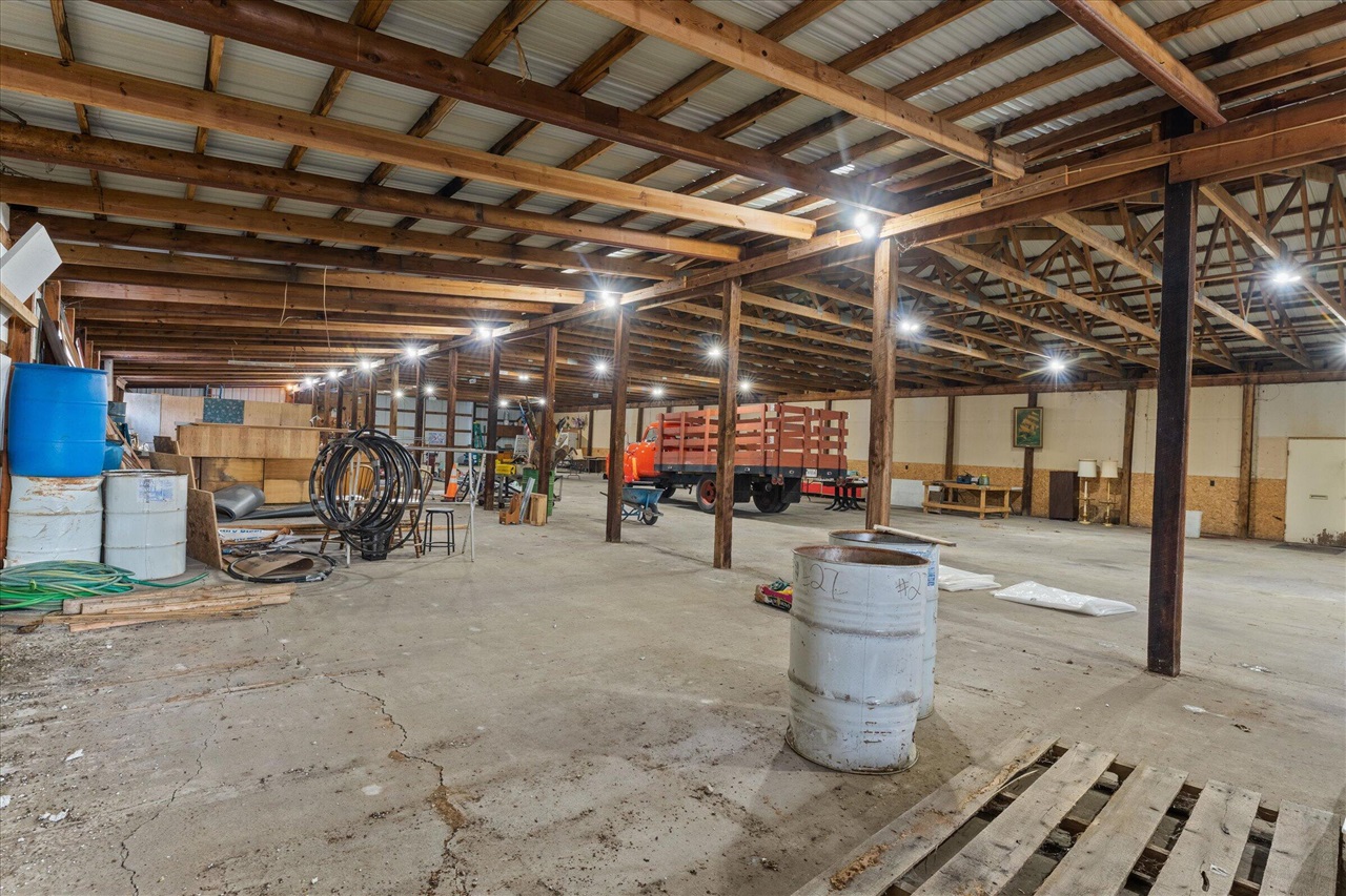 19466 U.S. 12, Edwardsburg, MI, 49112