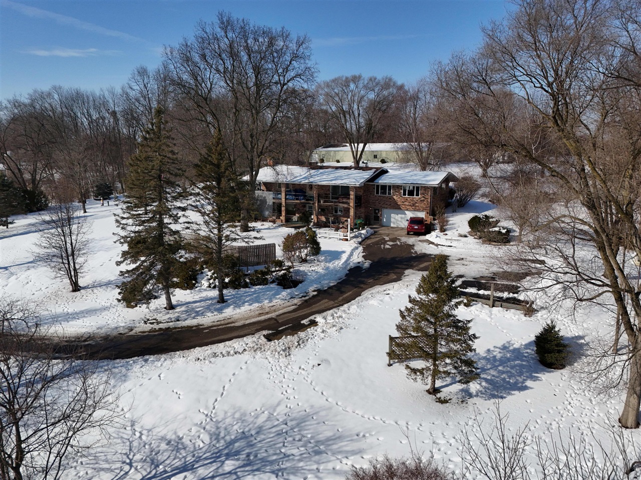 19466 U.S. 12, Edwardsburg, MI, 49112