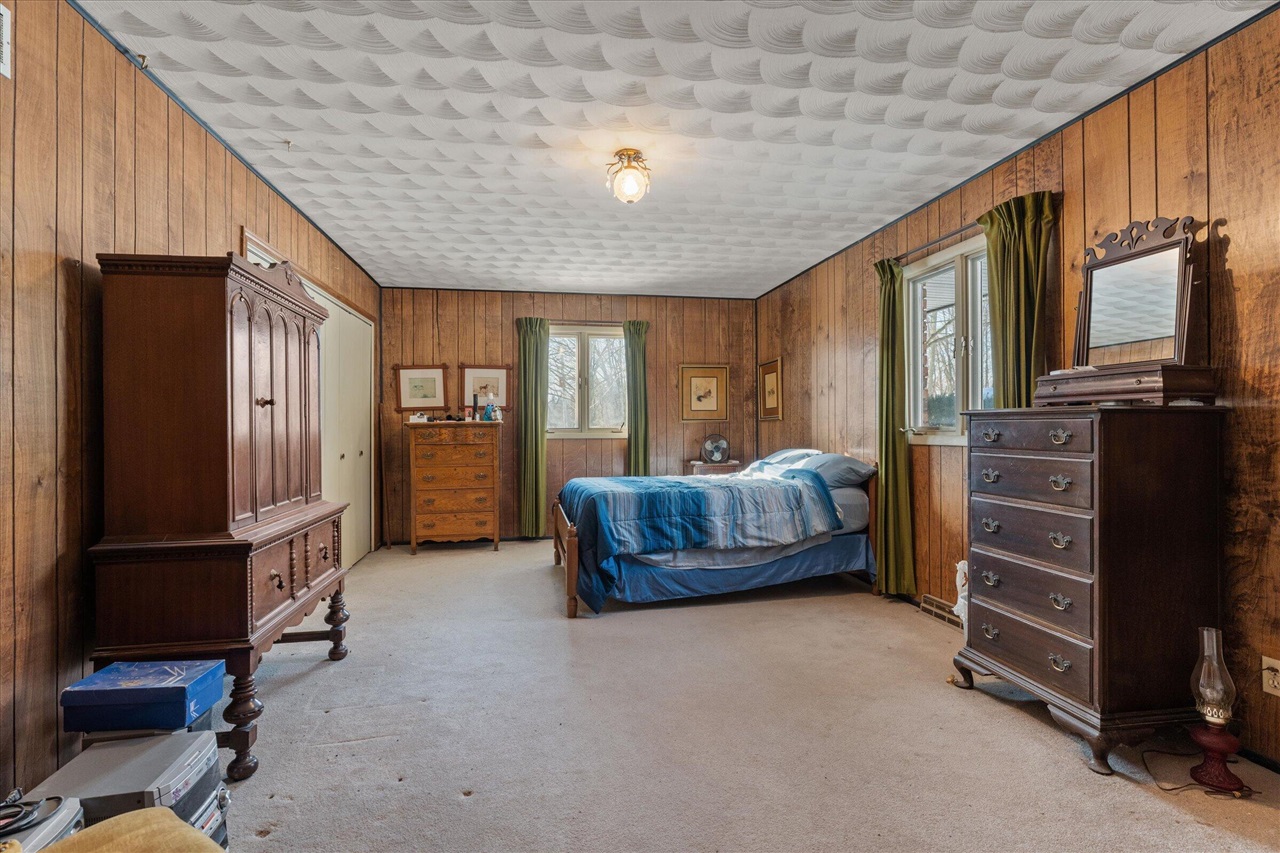 19466 U.S. 12, Edwardsburg, MI, 49112