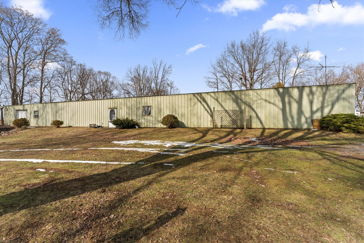 19466 U.S. 12, Edwardsburg, MI, 49112