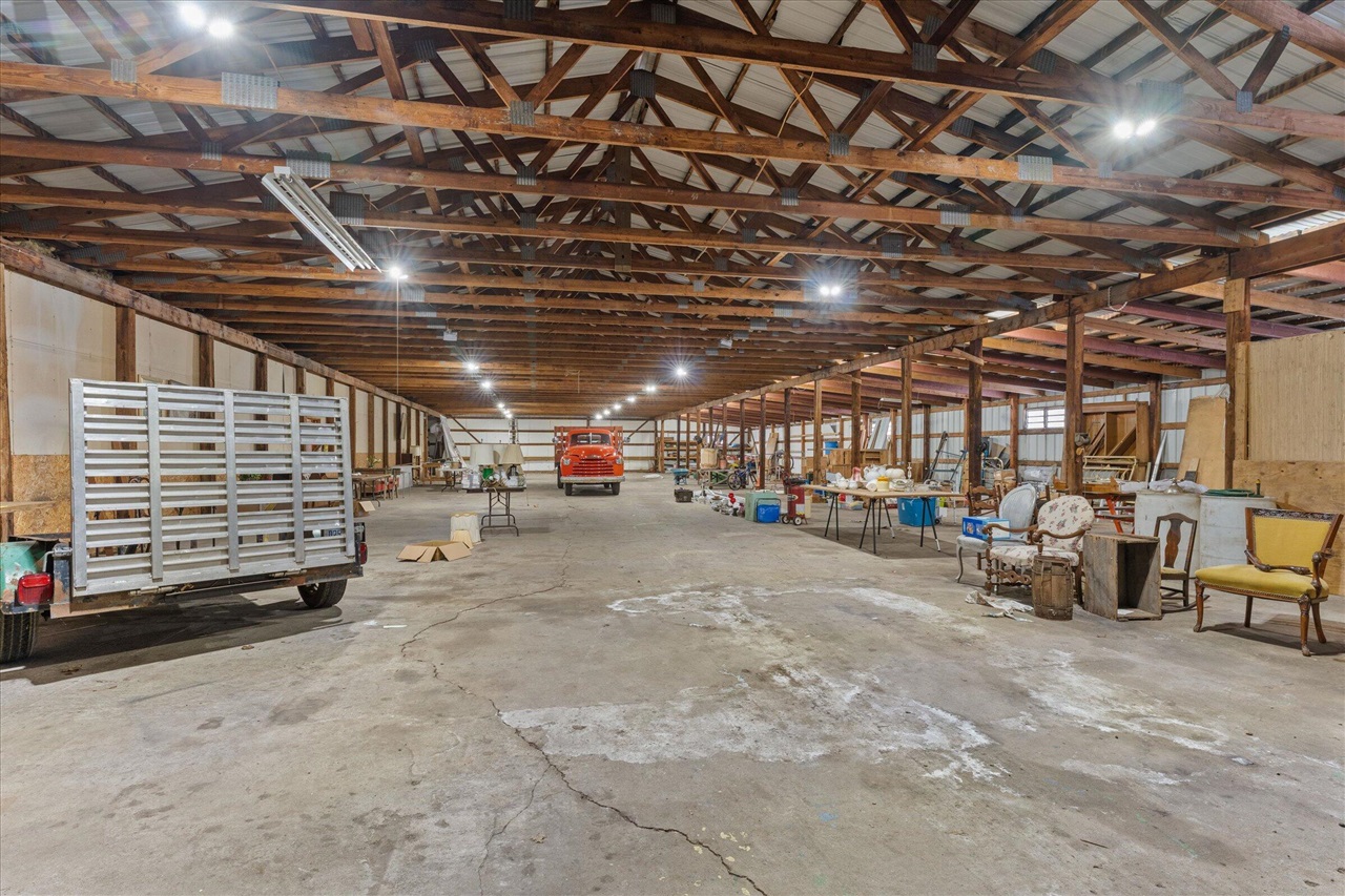 19466 U.S. 12, Edwardsburg, MI, 49112