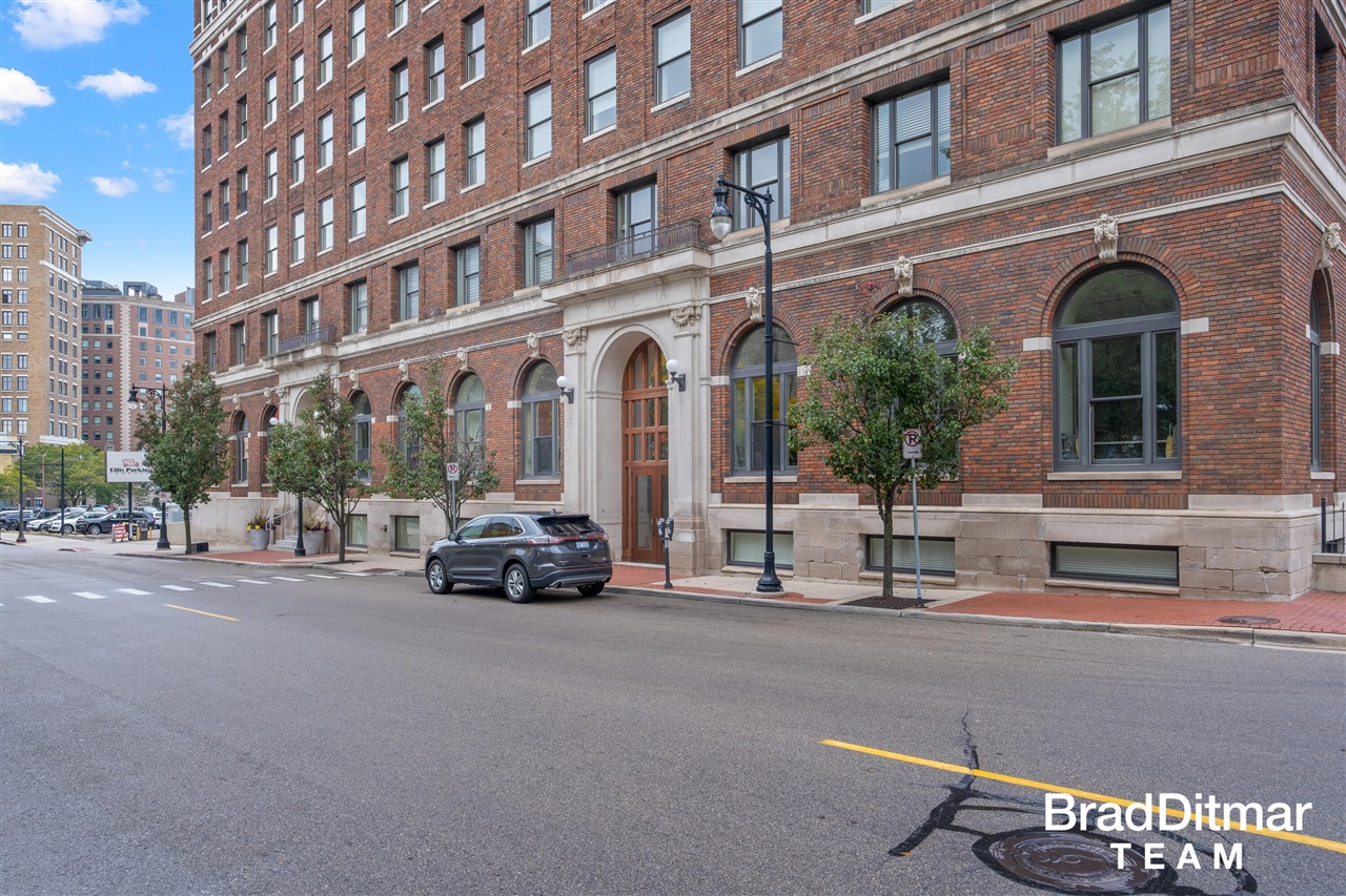 27 Library Street UNIT&nbsp;604, Grand Rapids, MI, 49503-3282