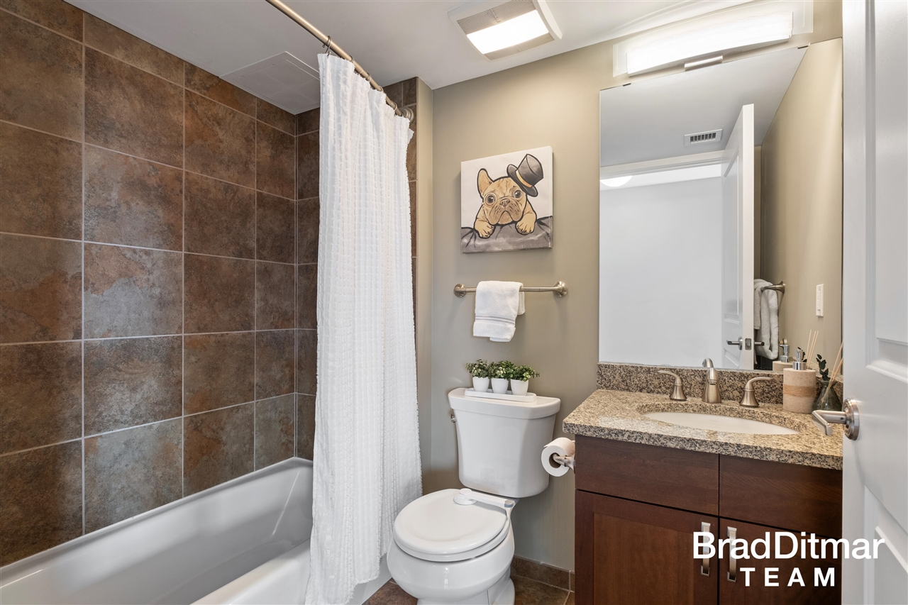 27 Library Street UNIT&nbsp;604, Grand Rapids, MI, 49503-3282