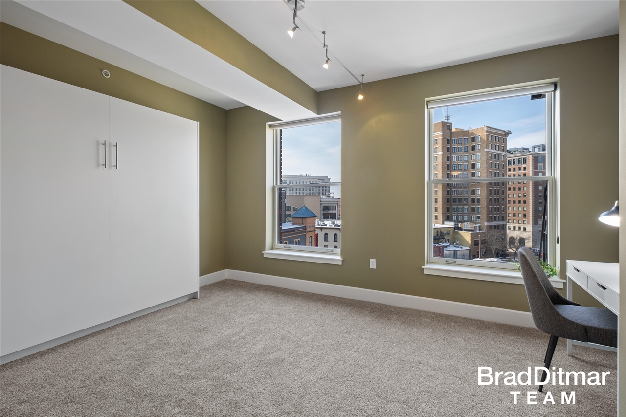 27 Library Street UNIT&nbsp;604, Grand Rapids, MI, 49503-3282