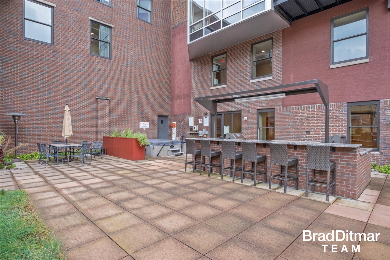 27 Library Street UNIT&nbsp;604, Grand Rapids, MI, 49503-3282