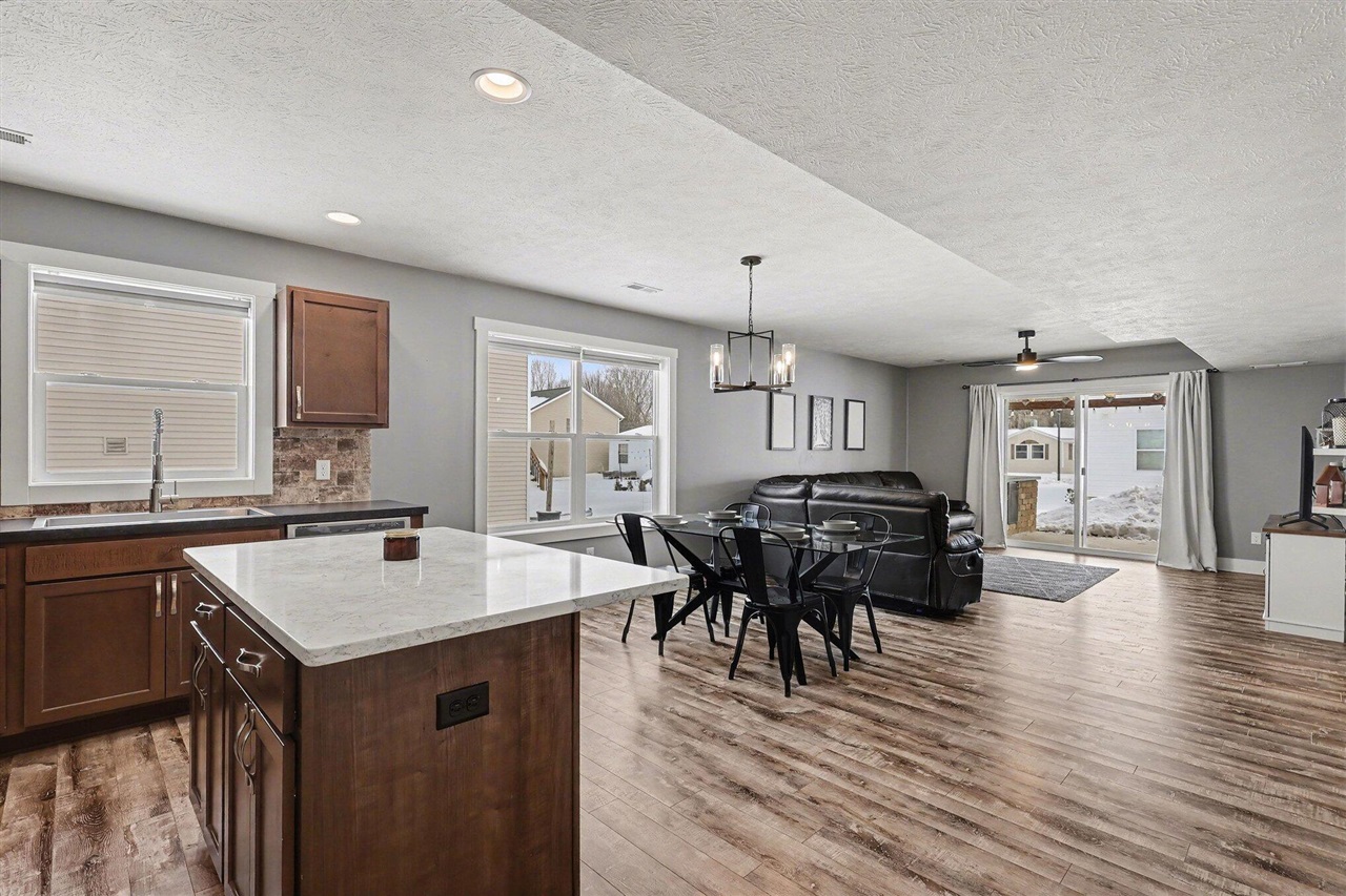 Homes for sale in Hudsonville, MI | 6576 Moss Lake Dr, Hudsonville, MI 49426 | MLS# 70514747