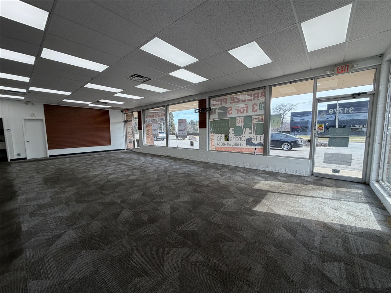 31799 Middlebelt Road, Farmington Hills, MI, 48334-2321