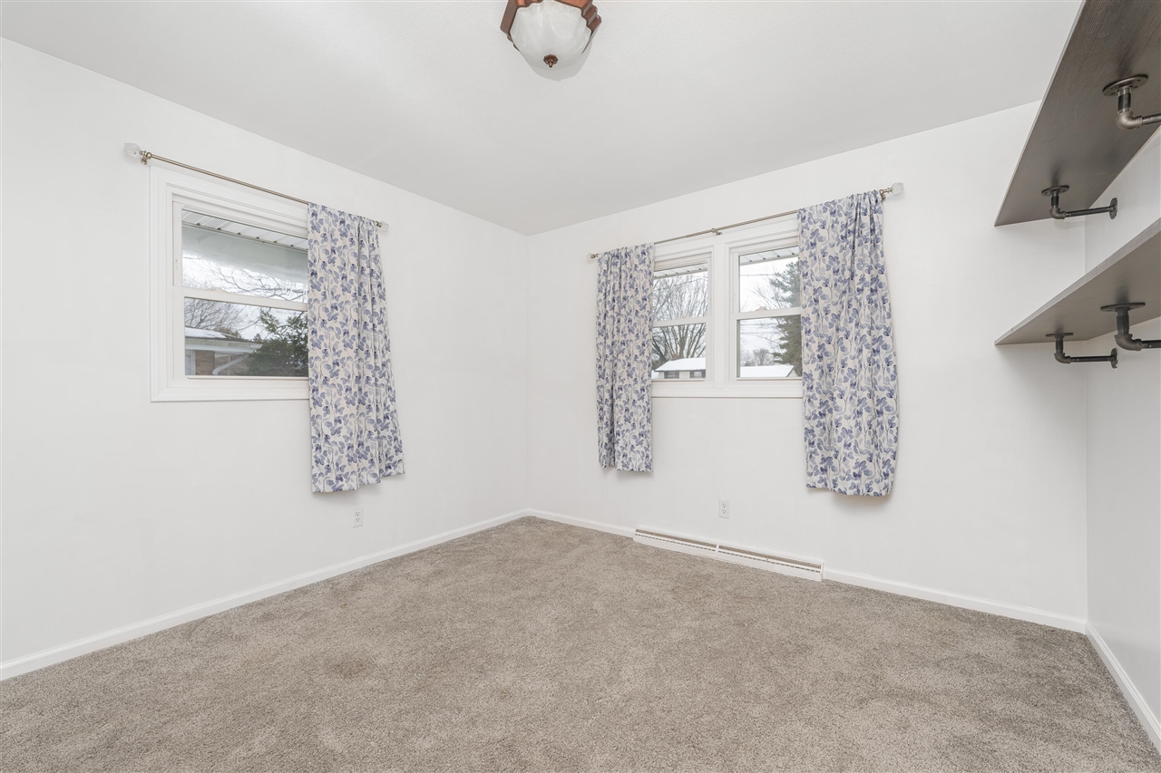 2657 Thayer Avenue, Kalamazoo, MI, 49004-1954