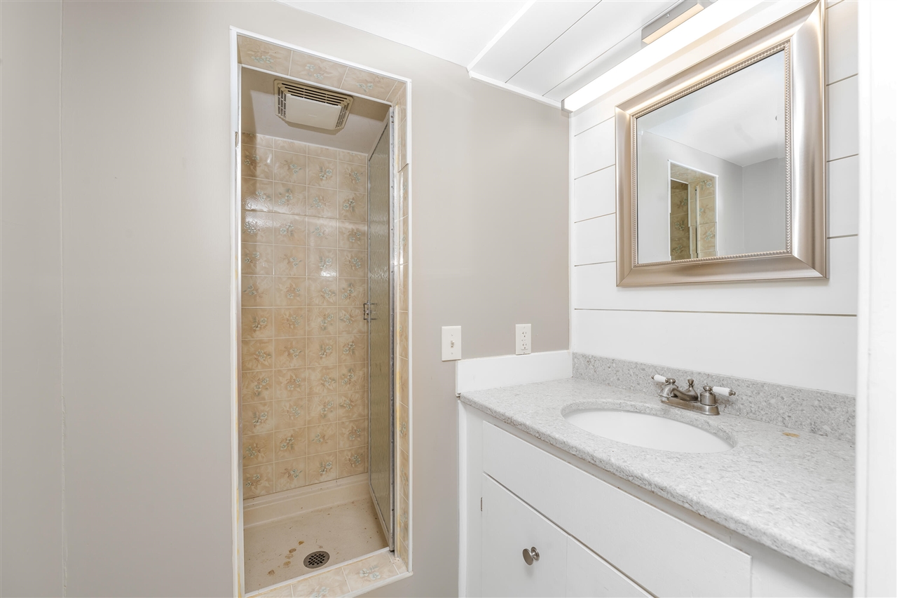 2657 Thayer Avenue, Kalamazoo, MI, 49004-1954
