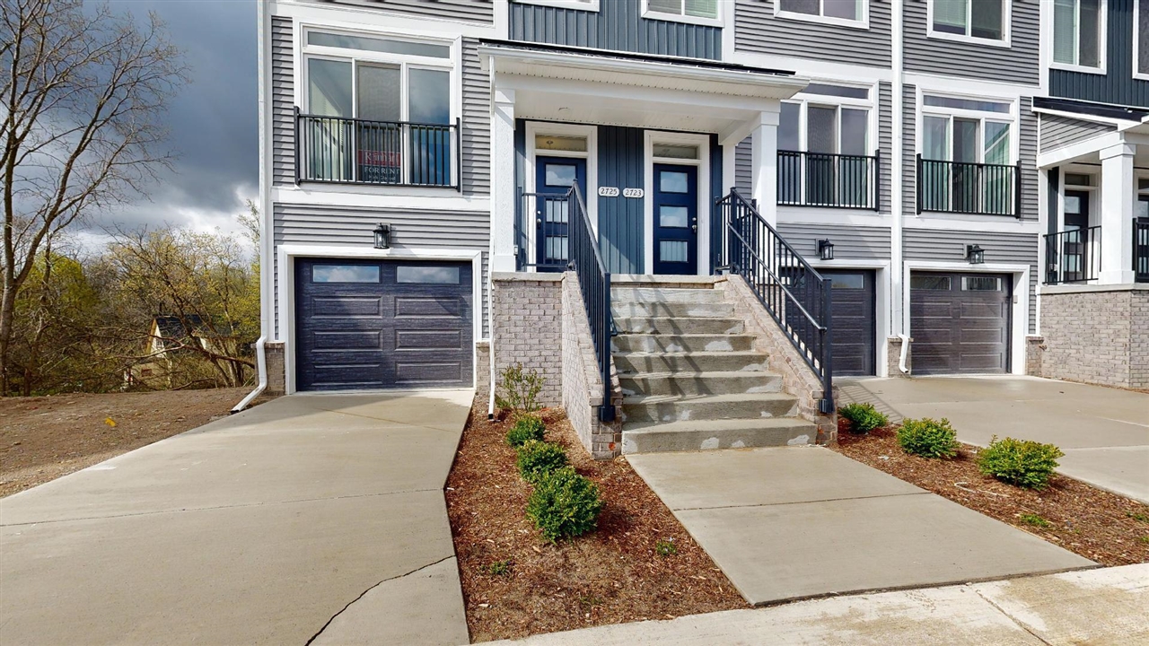 2725 Bristol Rdg Drive photo 1