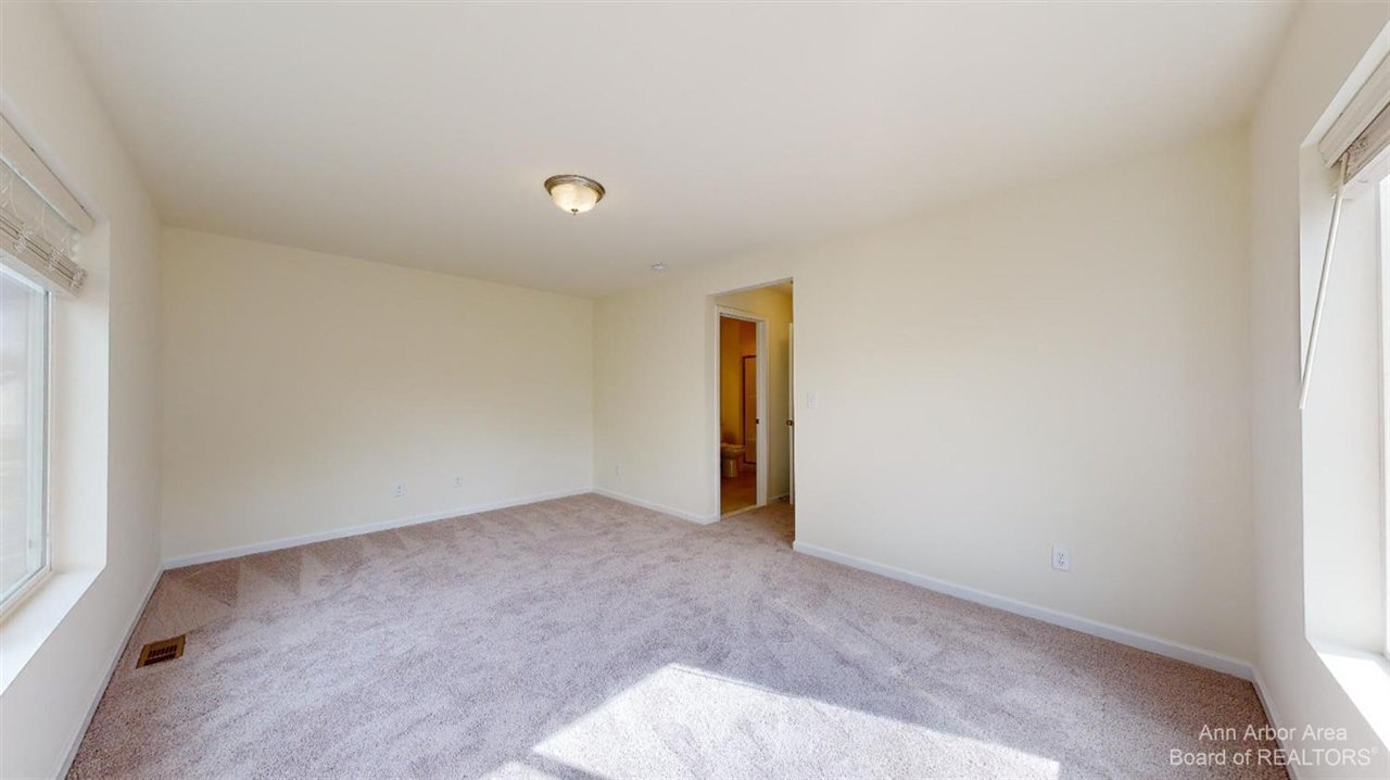 2725 Bristol Rdg Drive photo 13