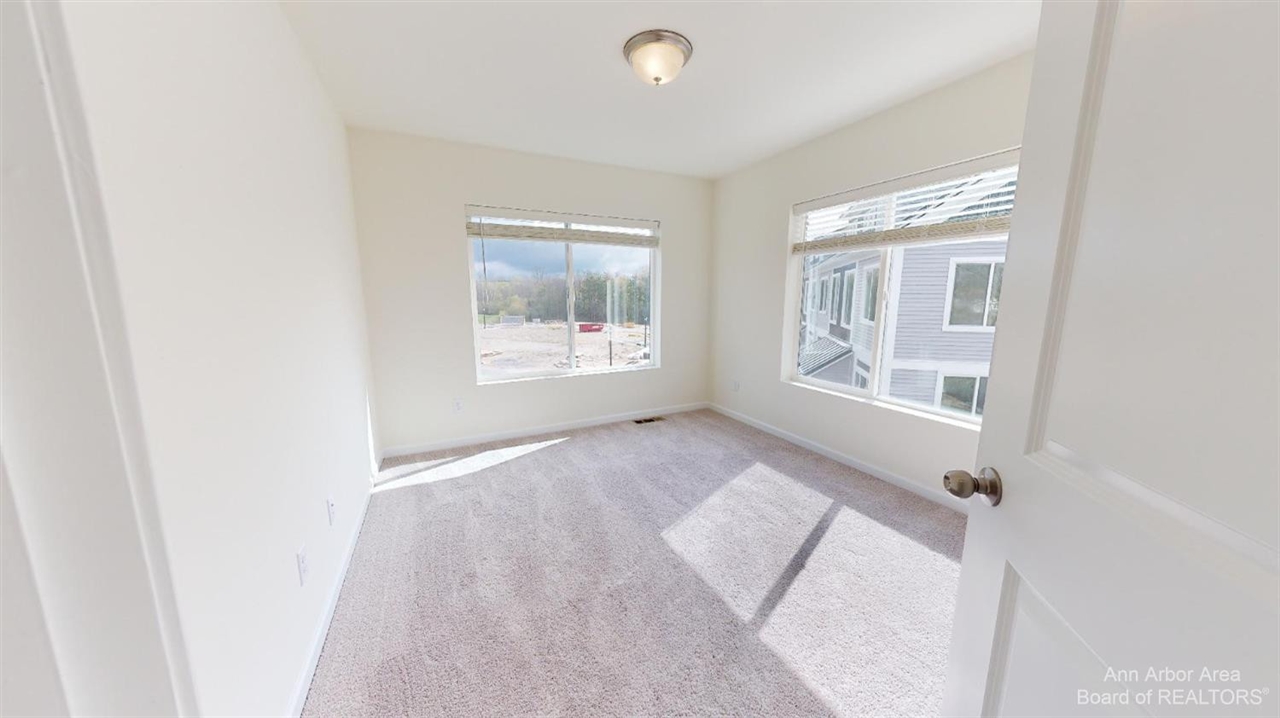 2725 Bristol Rdg Drive photo 17