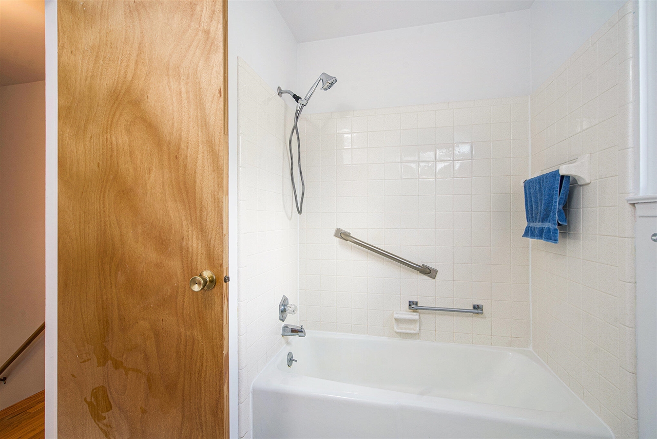 3351 Williamsburg Road, Ann Arbor, MI, 48108