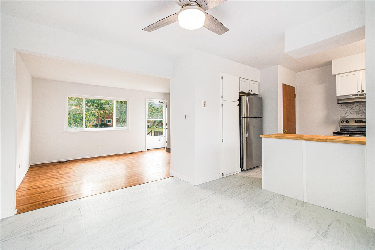 3351 Williamsburg Road, Ann Arbor, MI, 48108