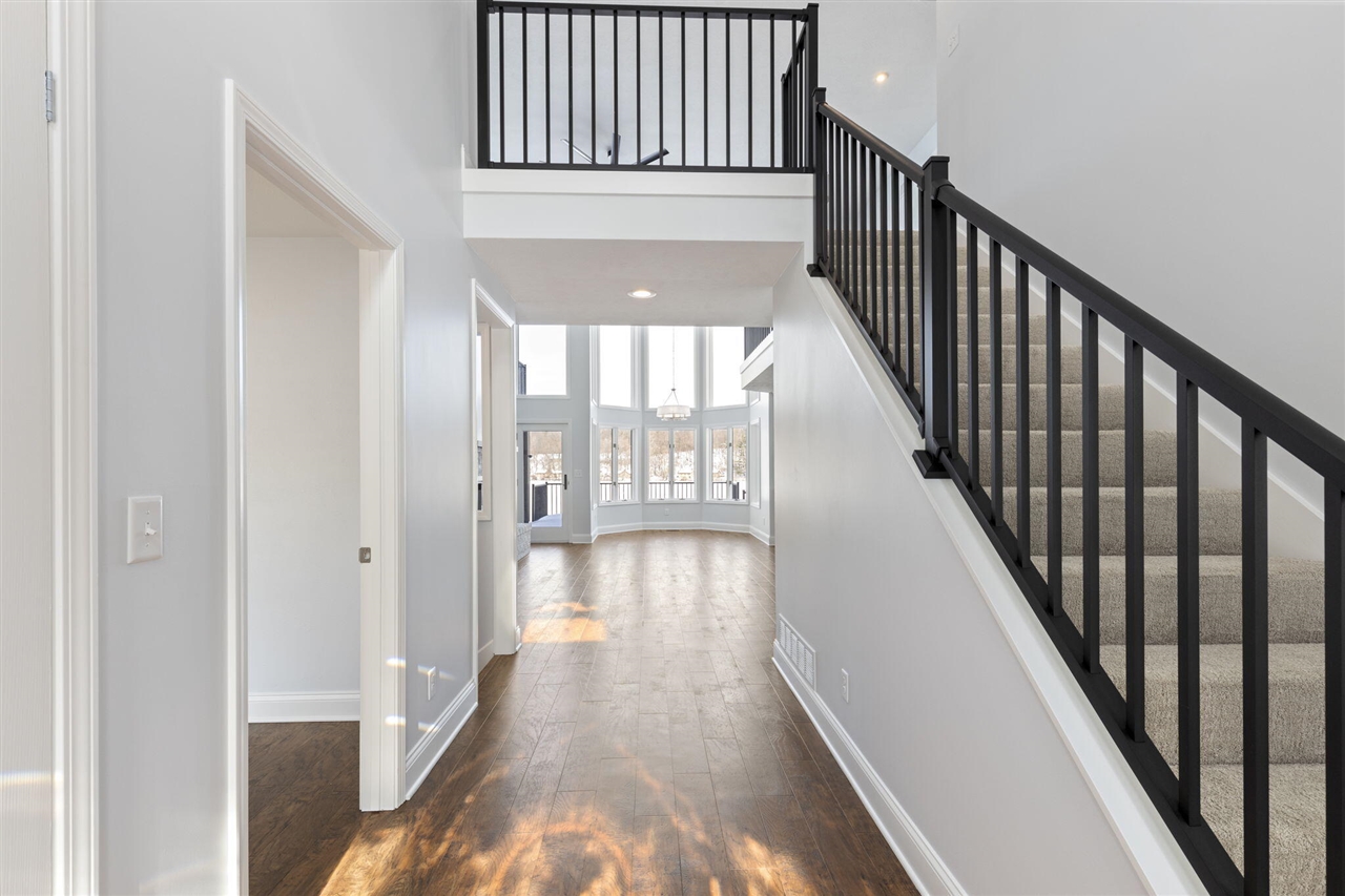 10436 Kings Point Drive, Three Rivers, MI, 49093-9298