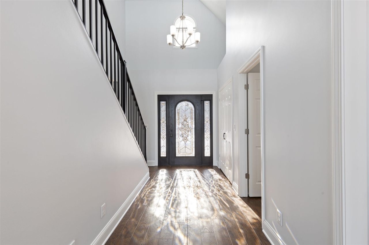 10436 Kings Point Drive, Three Rivers, MI, 49093-9298