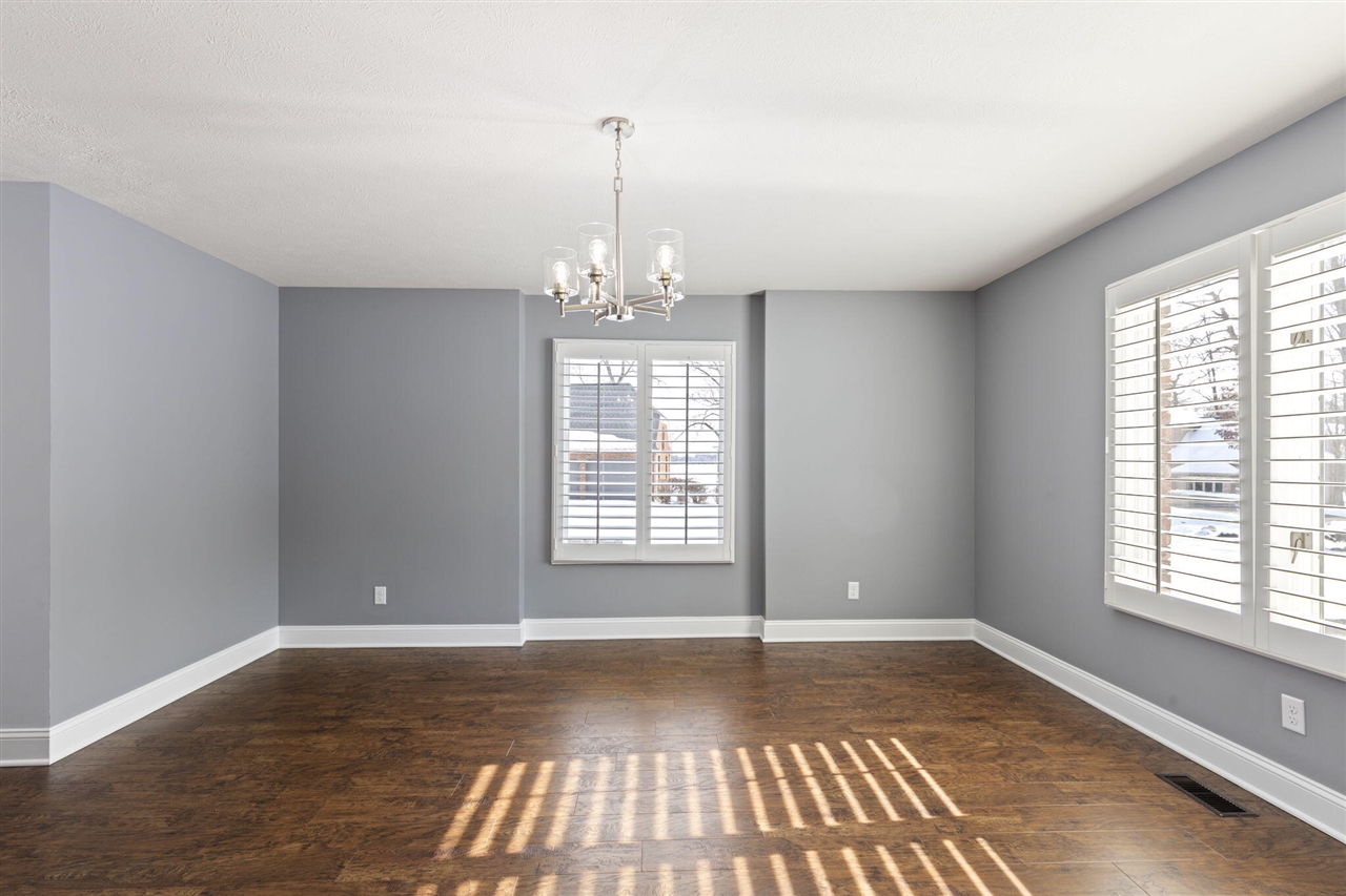 10436 Kings Point Drive, Three Rivers, MI, 49093-9298