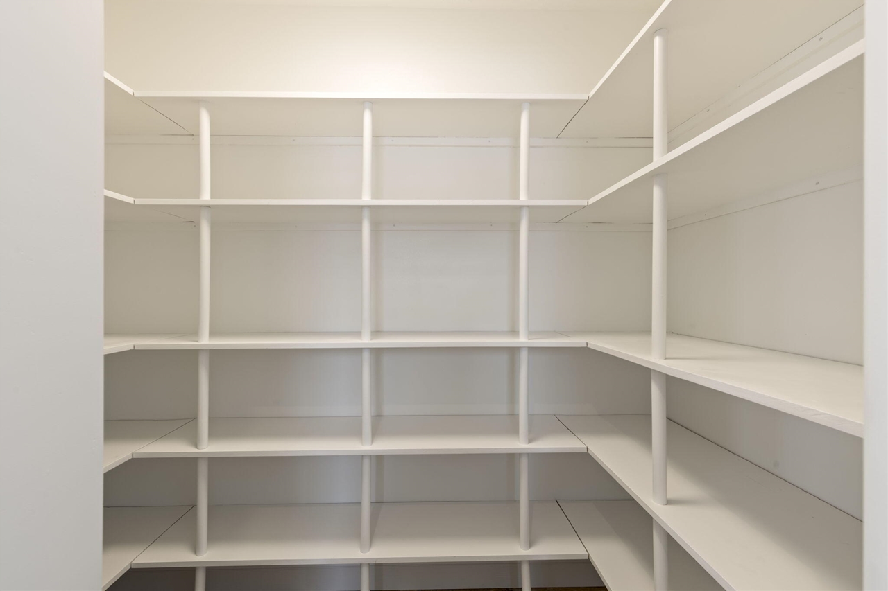 10436 Kings Point Drive, Three Rivers, MI, 49093-9298