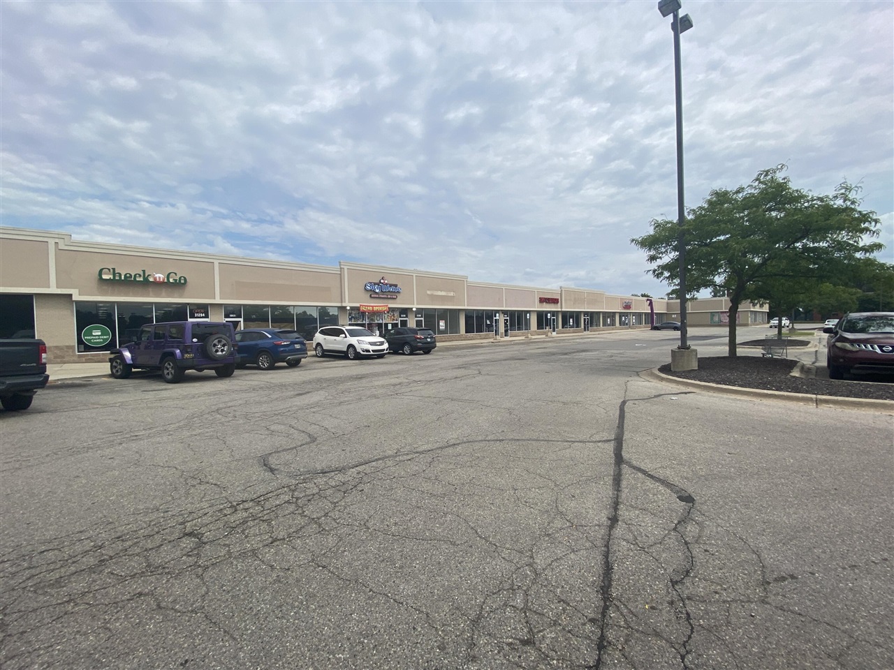 31260 Michigan Avenue, Westland, MI, 48186-5343