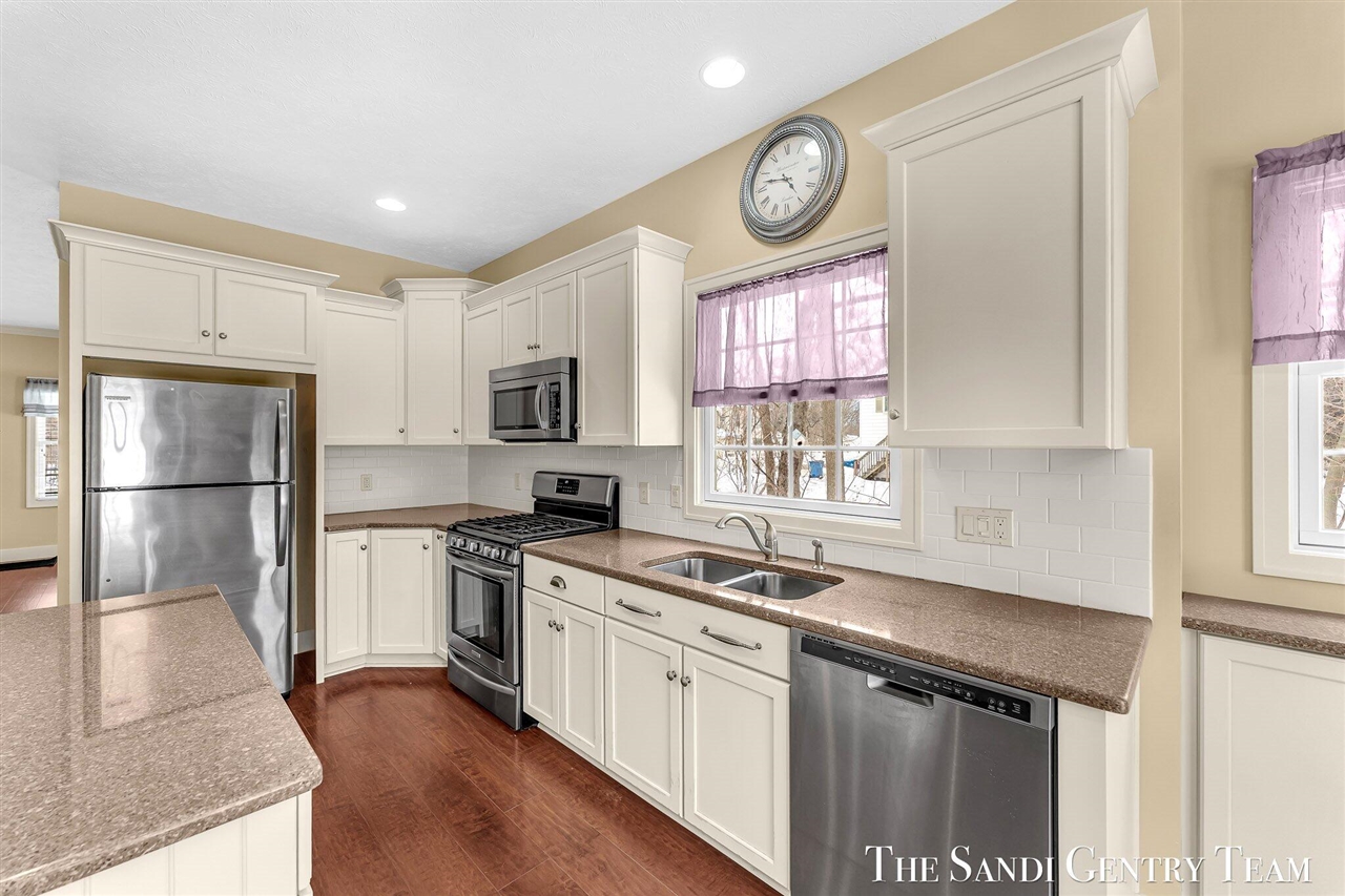 601 Lakeview Lane UNIT&nbsp;1, Spring Lake, MI, 49456-1795