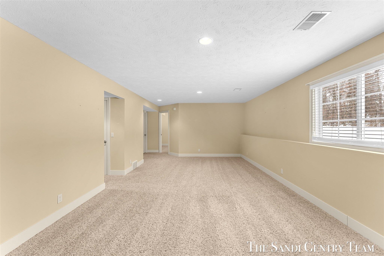 601 Lakeview Lane UNIT&nbsp;1, Spring Lake, MI, 49456-1795