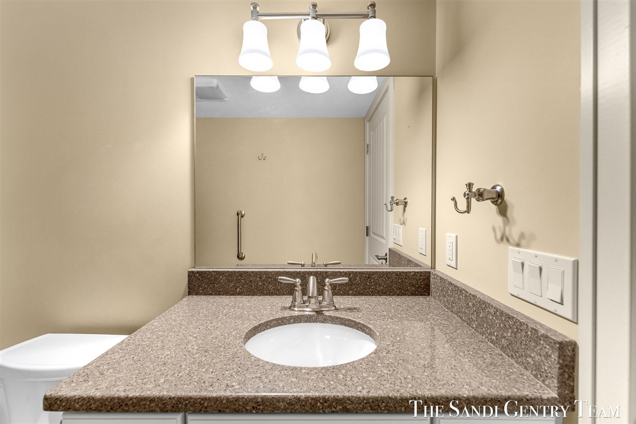 601 Lakeview Lane UNIT&nbsp;1, Spring Lake, MI, 49456-1795