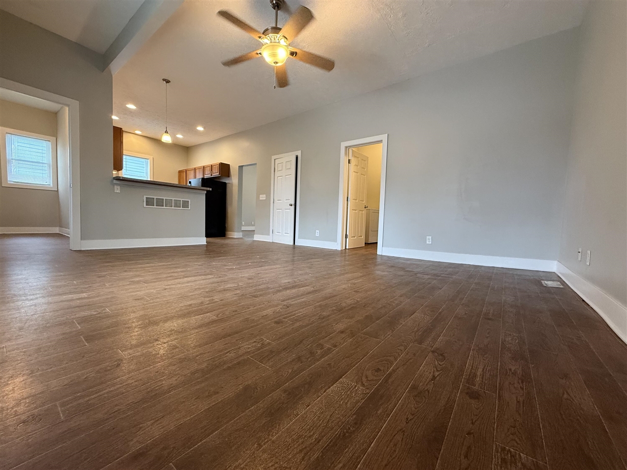 710 Logan Street, Grand Rapids, MI, 49503-5529