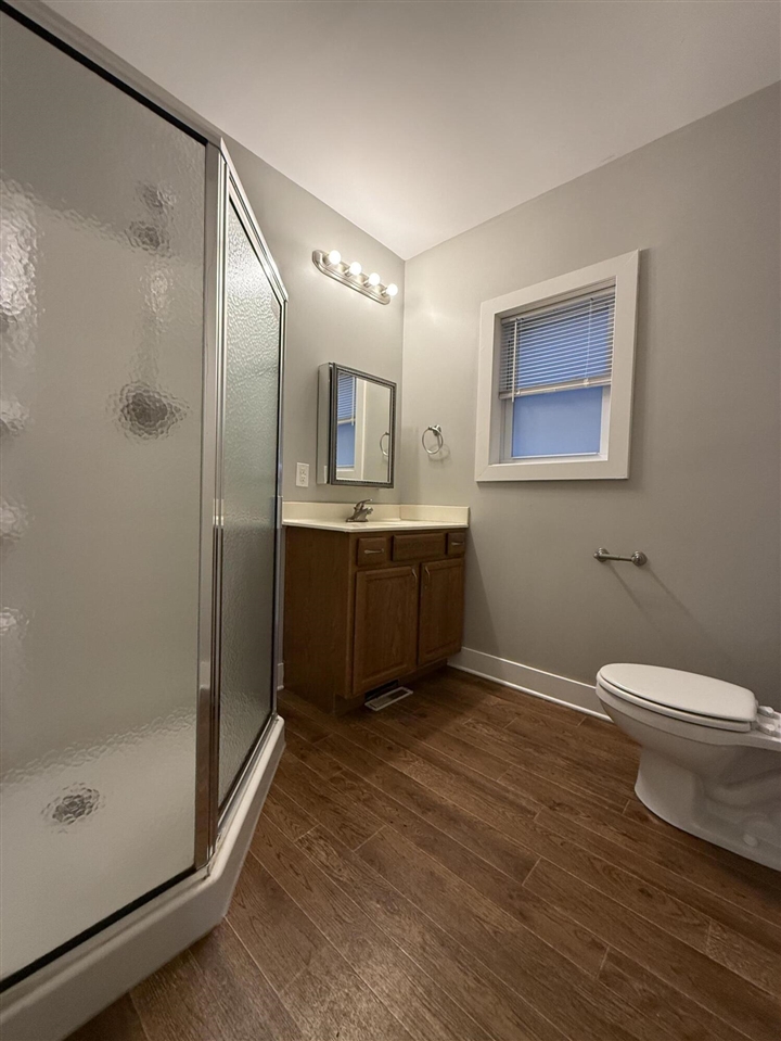 710 Logan Street, Grand Rapids, MI, 49503-5529