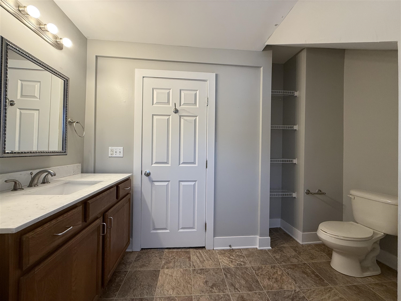 710 Logan Street, Grand Rapids, MI, 49503-5529