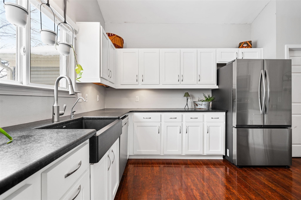 Homes for sale in Whitmore Lake, MI | 9417 Sandlewood Dr, Whitmore Lake, MI 48189 | MLS# 70514913