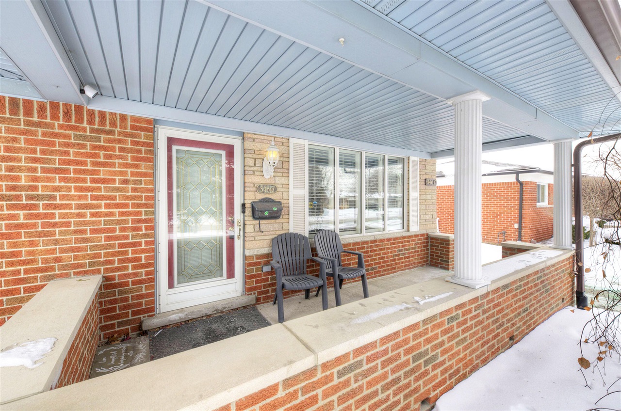 34617 Greentrees Road, Sterling Heights, MI, 48312-5516