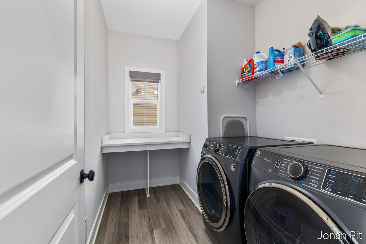 Homes for sale in Jenison, MI | 3093 Brayridge Dr, Jenison, MI 49428 | MLS# 70514931