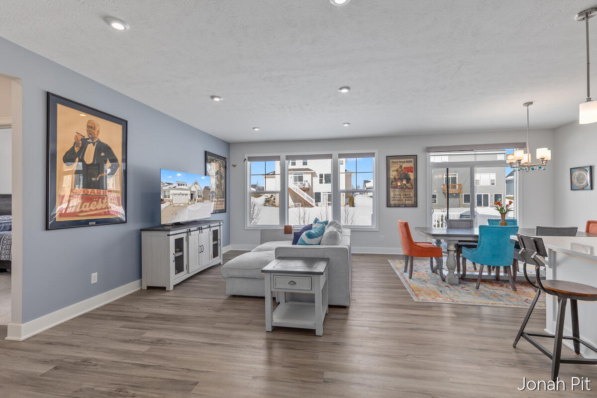 Homes for sale in Jenison, MI | 3093 Brayridge Dr, Jenison, MI 49428 | MLS# 70514931