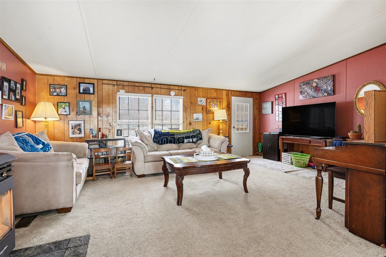 Homes for sale in Sand Lake, MI | 11817 21 Mile Rd, Sand Lake, MI 49343 | MLS# 70514935