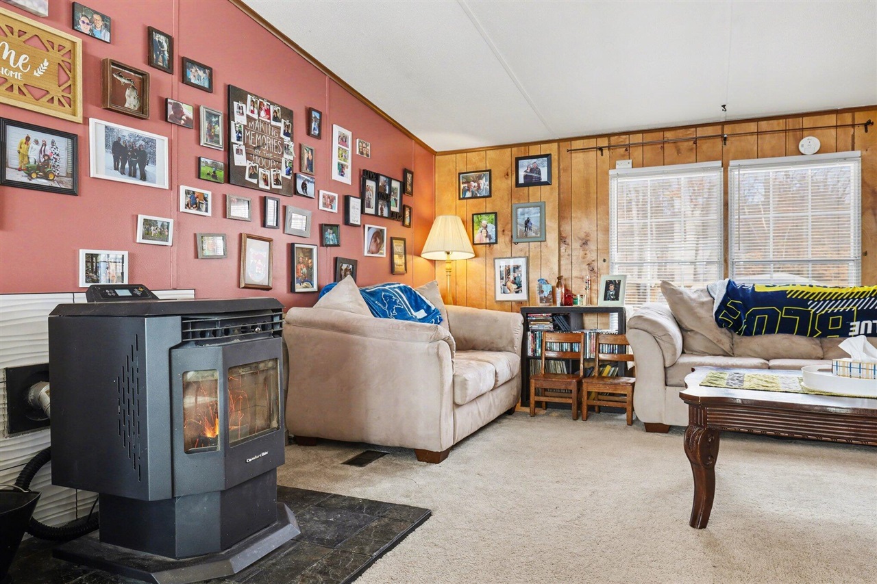 Homes for sale in Sand Lake, MI | 11817 21 Mile Rd, Sand Lake, MI 49343 | MLS# 70514935