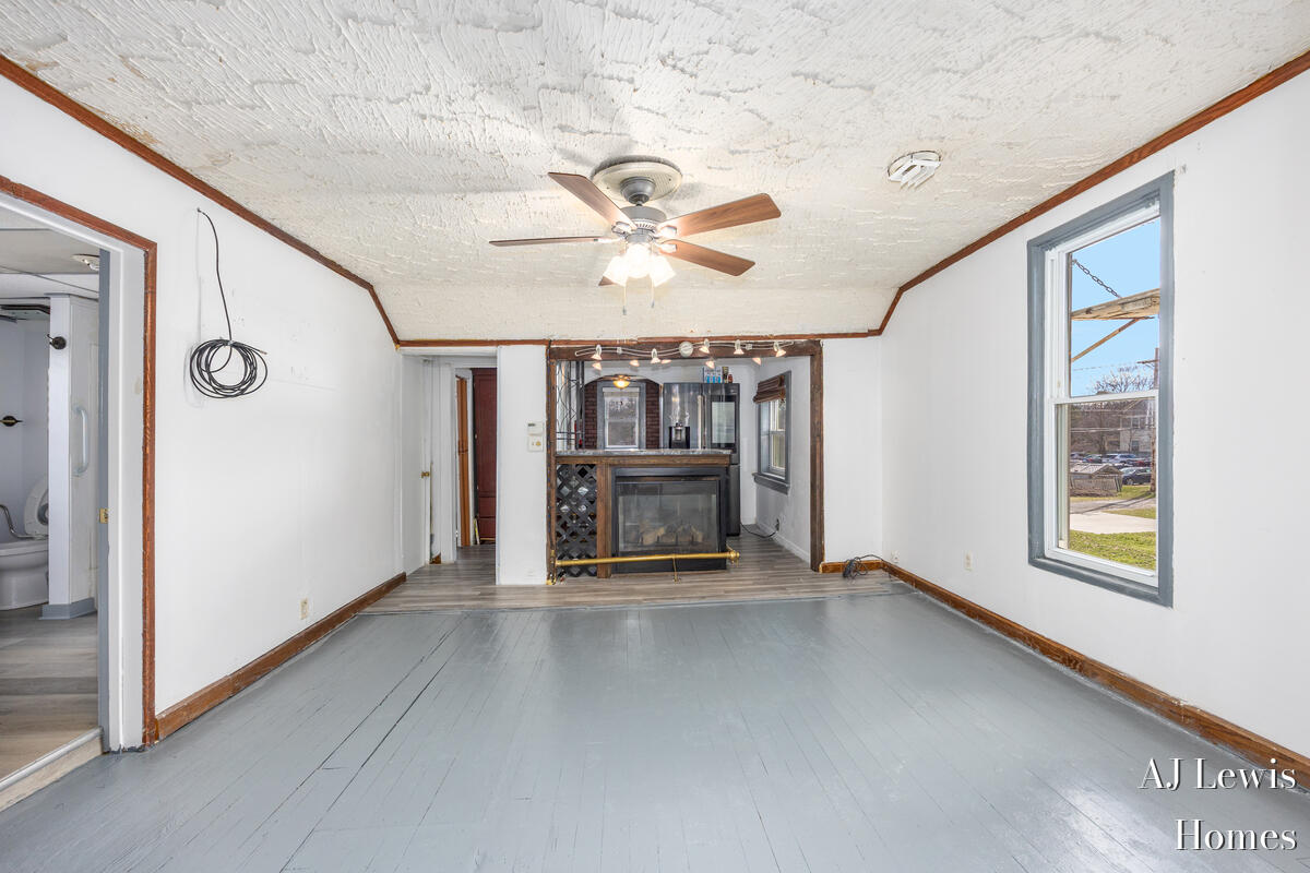 510 La Grave Avenue, Grand Rapids, MI, 49503-5223