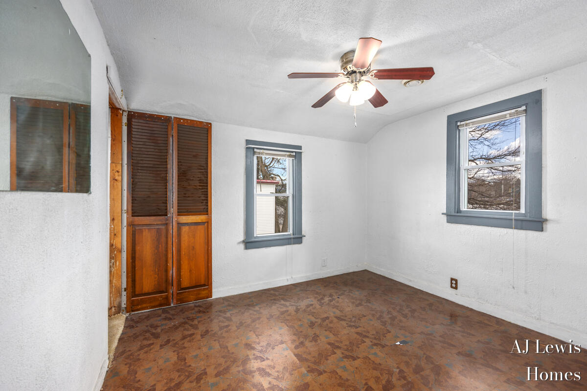 510 La Grave Avenue, Grand Rapids, MI, 49503-5223