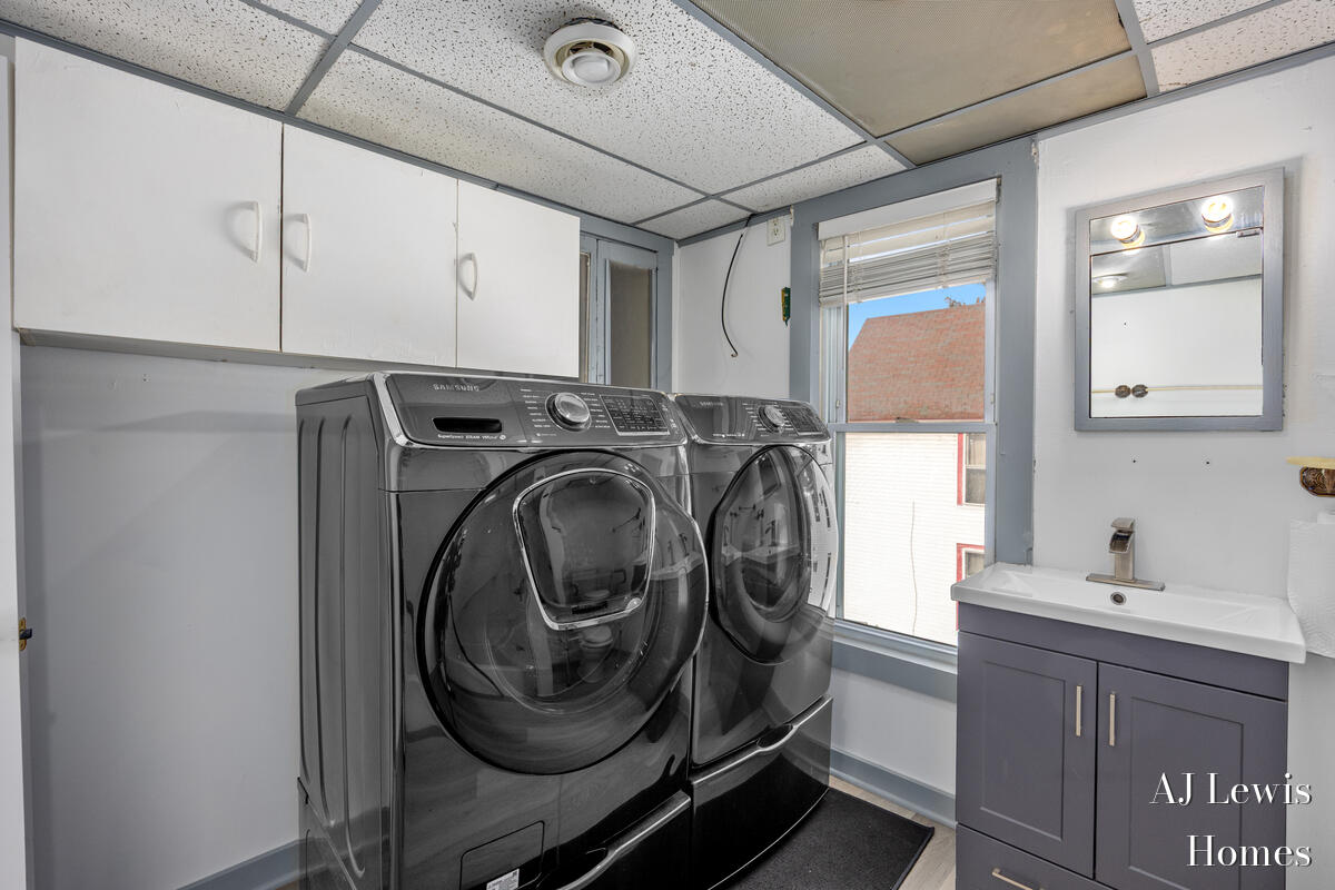 510 La Grave Avenue, Grand Rapids, MI, 49503-5223