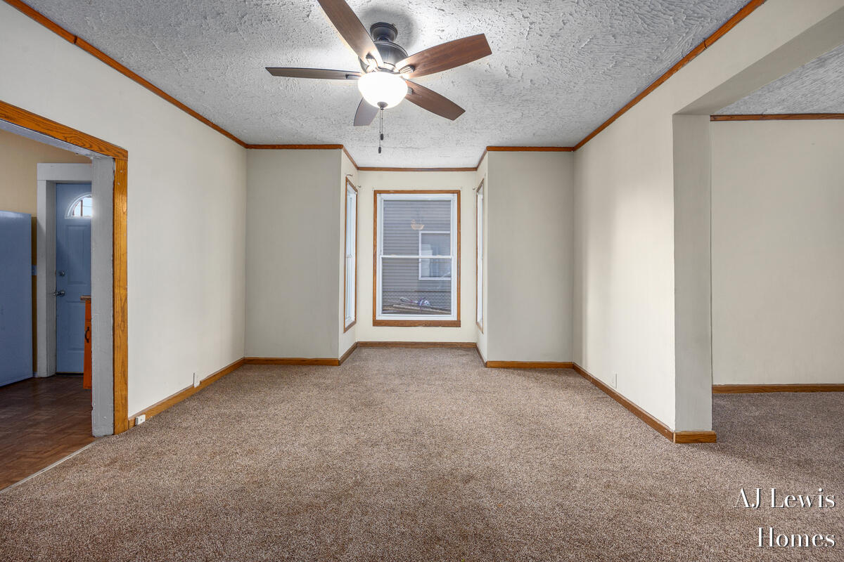 510 La Grave Avenue, Grand Rapids, MI, 49503-5223