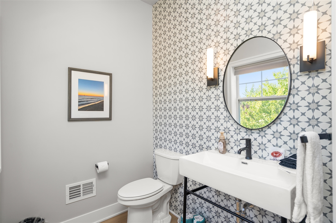 118 Elkenburg Street UNIT&nbsp;20, South Haven, MI, 49090