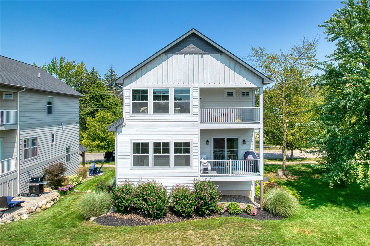 118 Elkenburg Street UNIT&nbsp;20, South Haven, MI, 49090